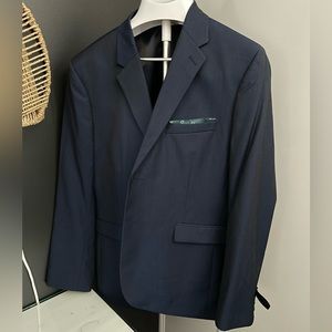 RW&CO. Tailored fit wool blend suit / black iris / coordinating blazer 46R